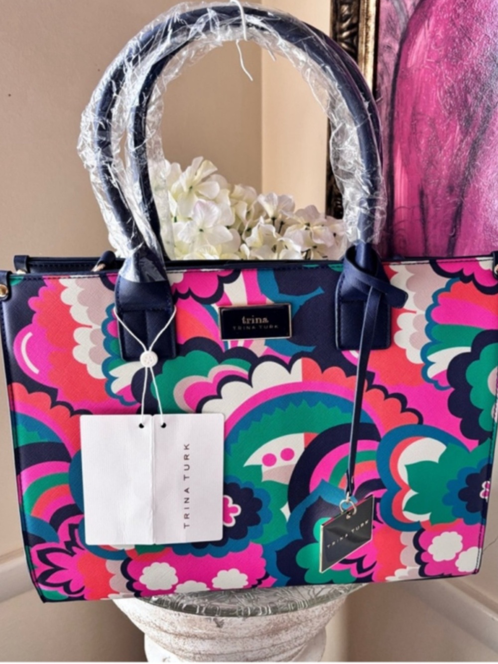 TRINA TURK FLORAL CLOUD PRINTED MIDSIZE SATCHEL
NEW WITH TAGS